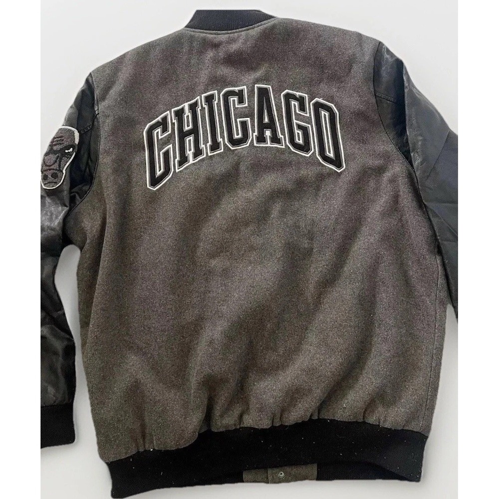 Chicago‎ Bulls Varsity Jacket Mens L Gray Wool Blend NBA Distressed Letterman